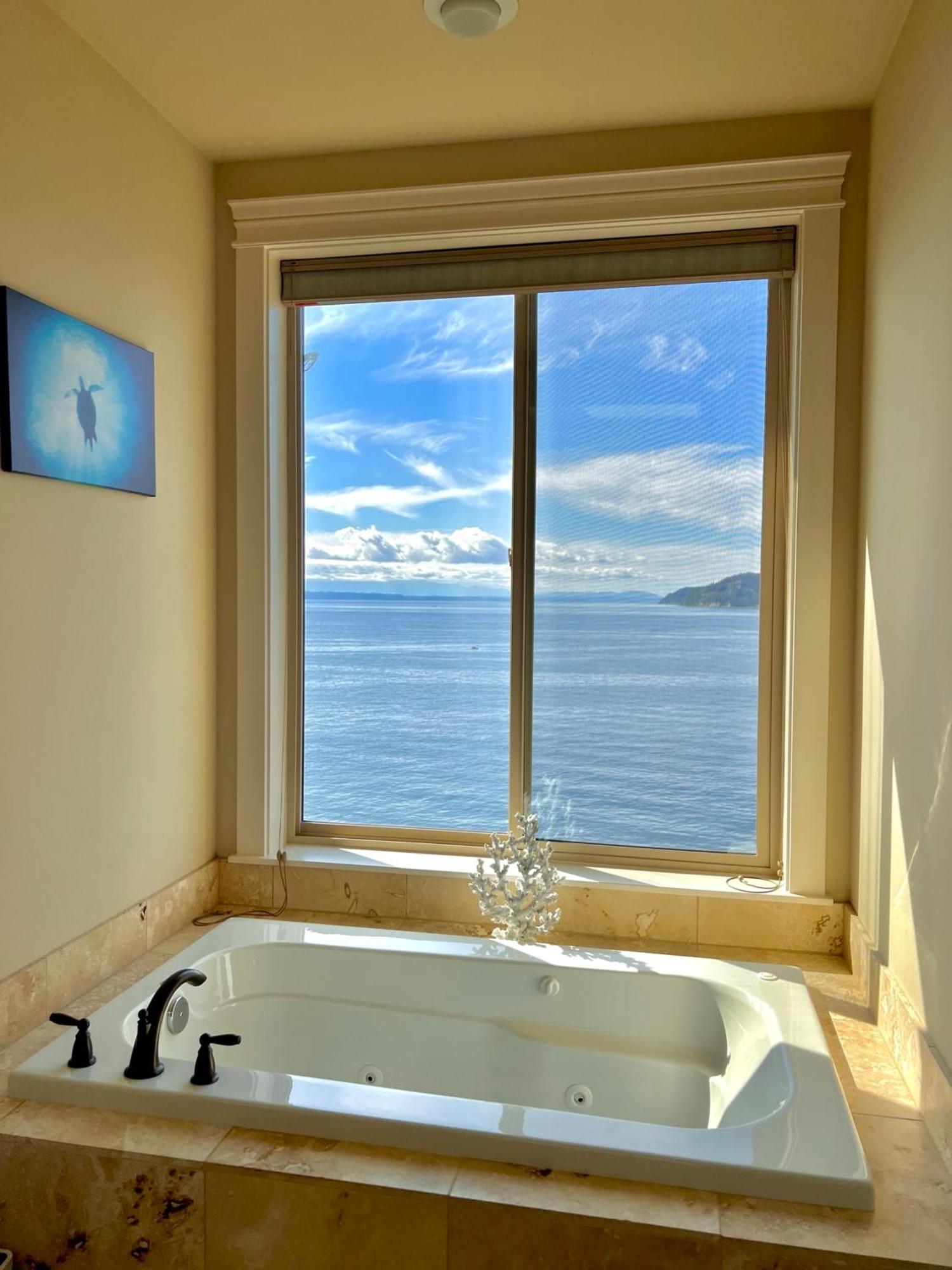 Stunning House With Views Of Puget Sound! Ideal For Family Reunions Edmonds Exterior foto